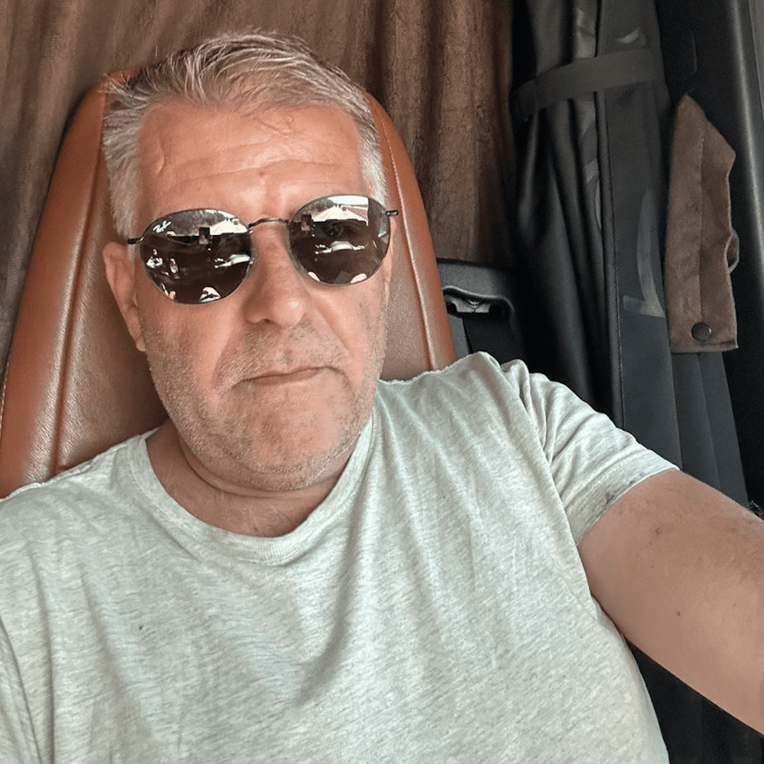 Júlio, autor do Cadeirinha de Bebê